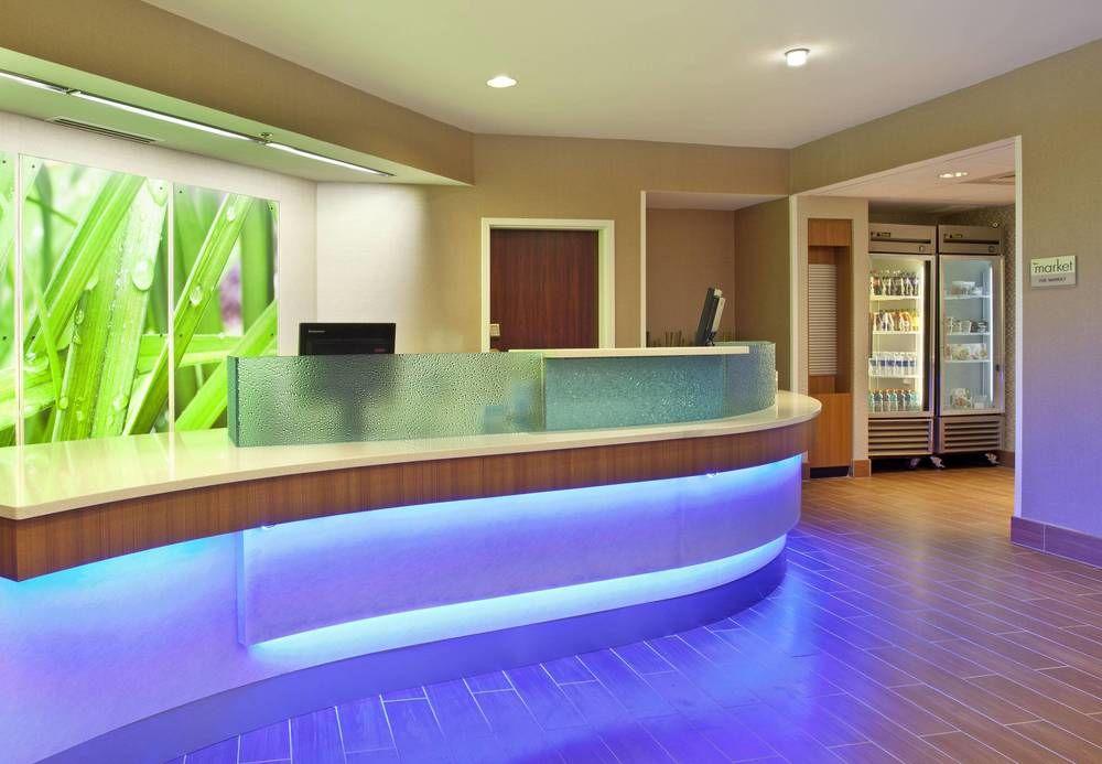 Hotel Springhill By Marriott South