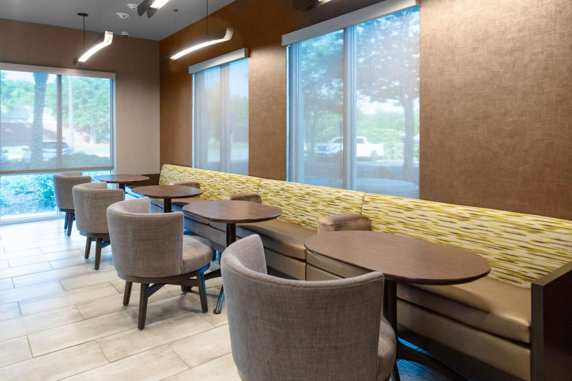 Springhill By Marriott South Hotel 3*