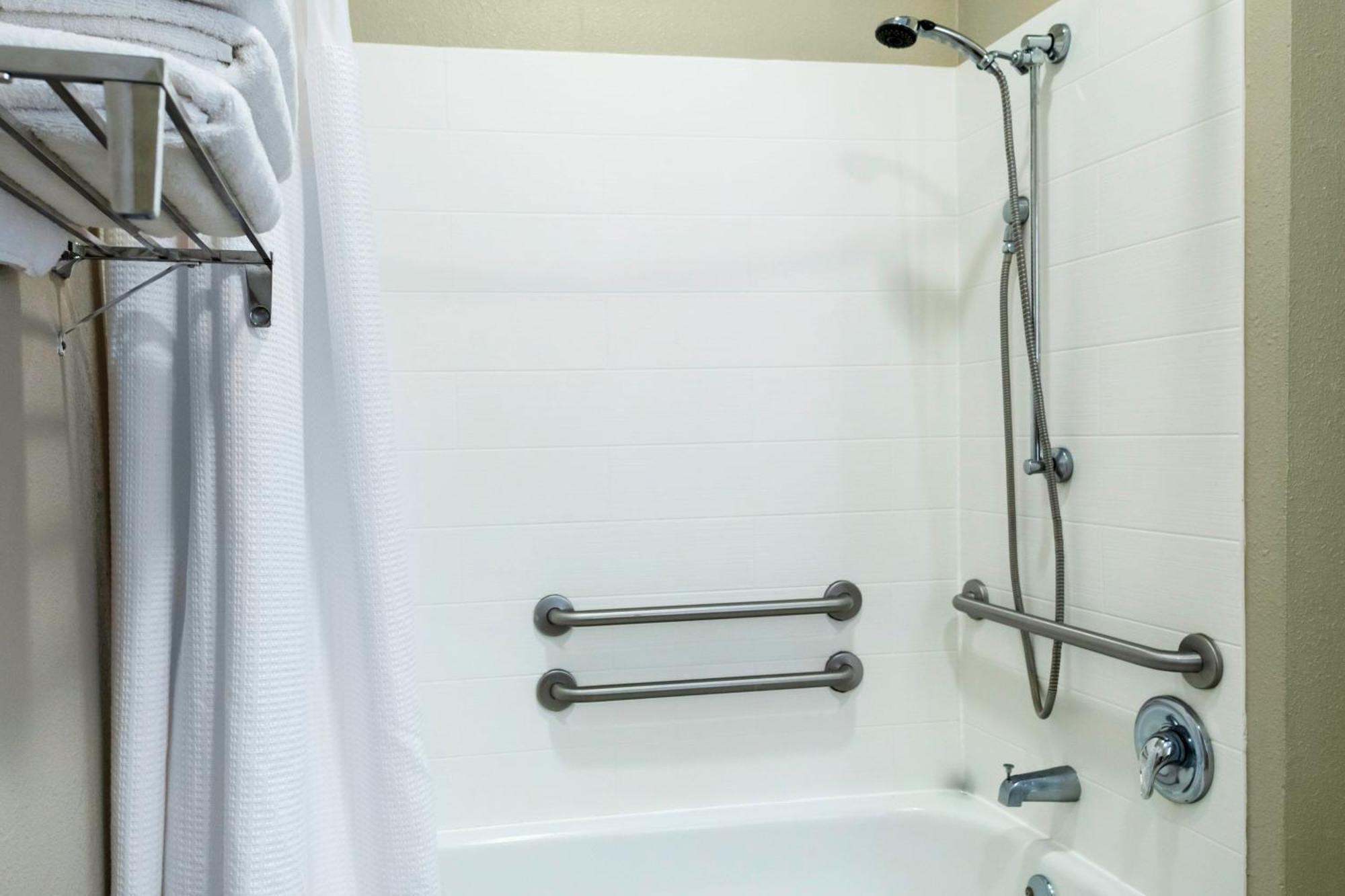 Hotel Springhill By Marriott South 3*