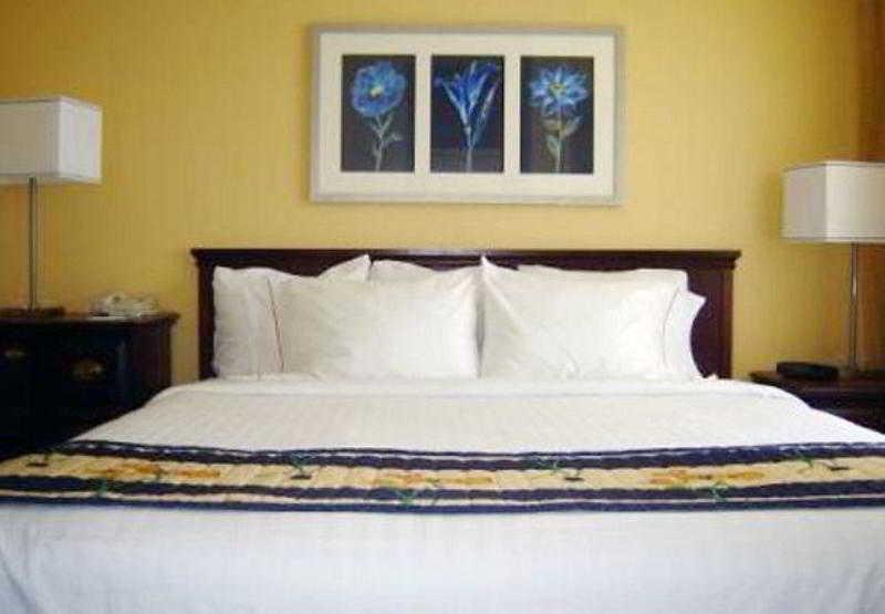 Springhill By Marriott South